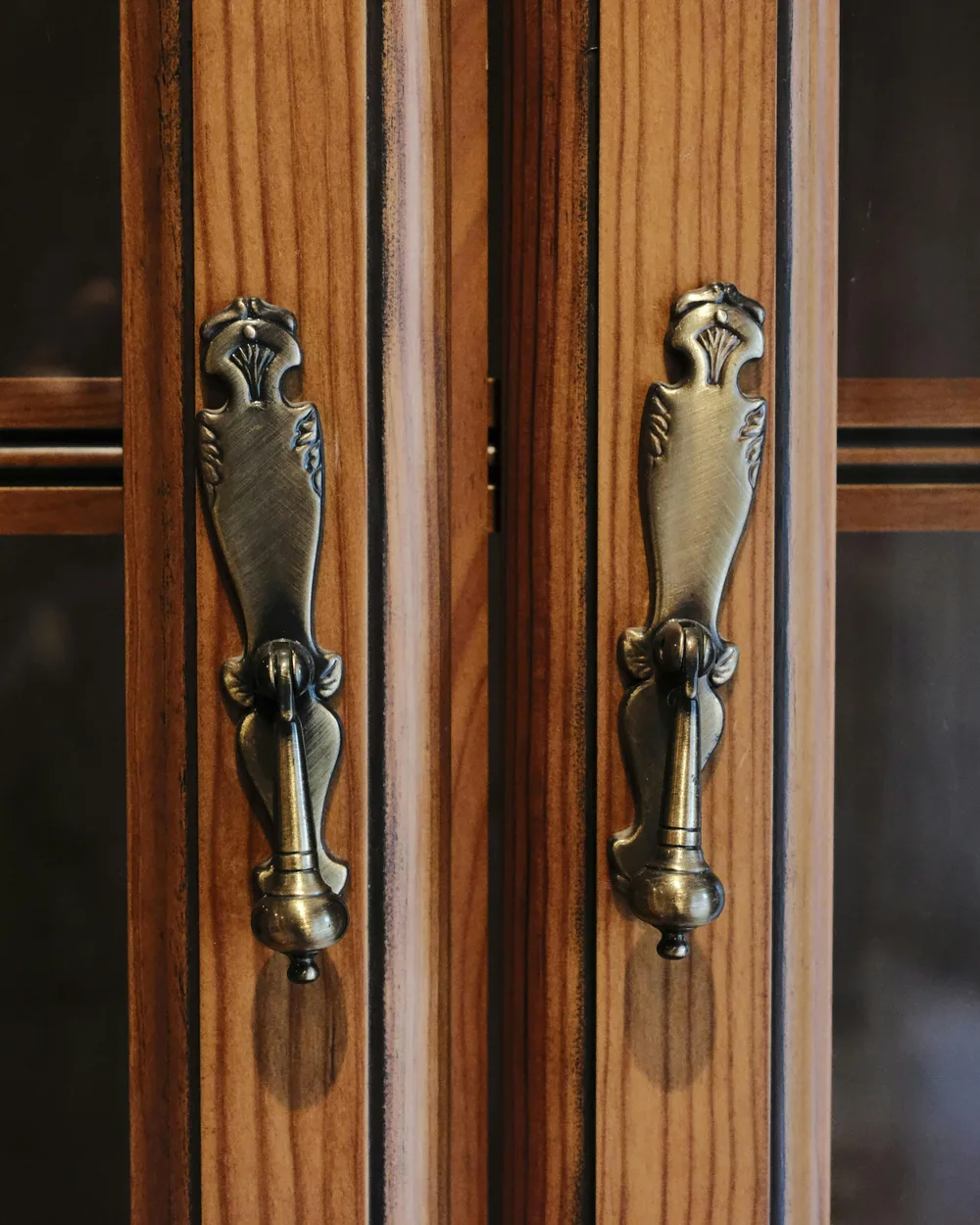 Precision furniture hardware — hinges, slides and handles