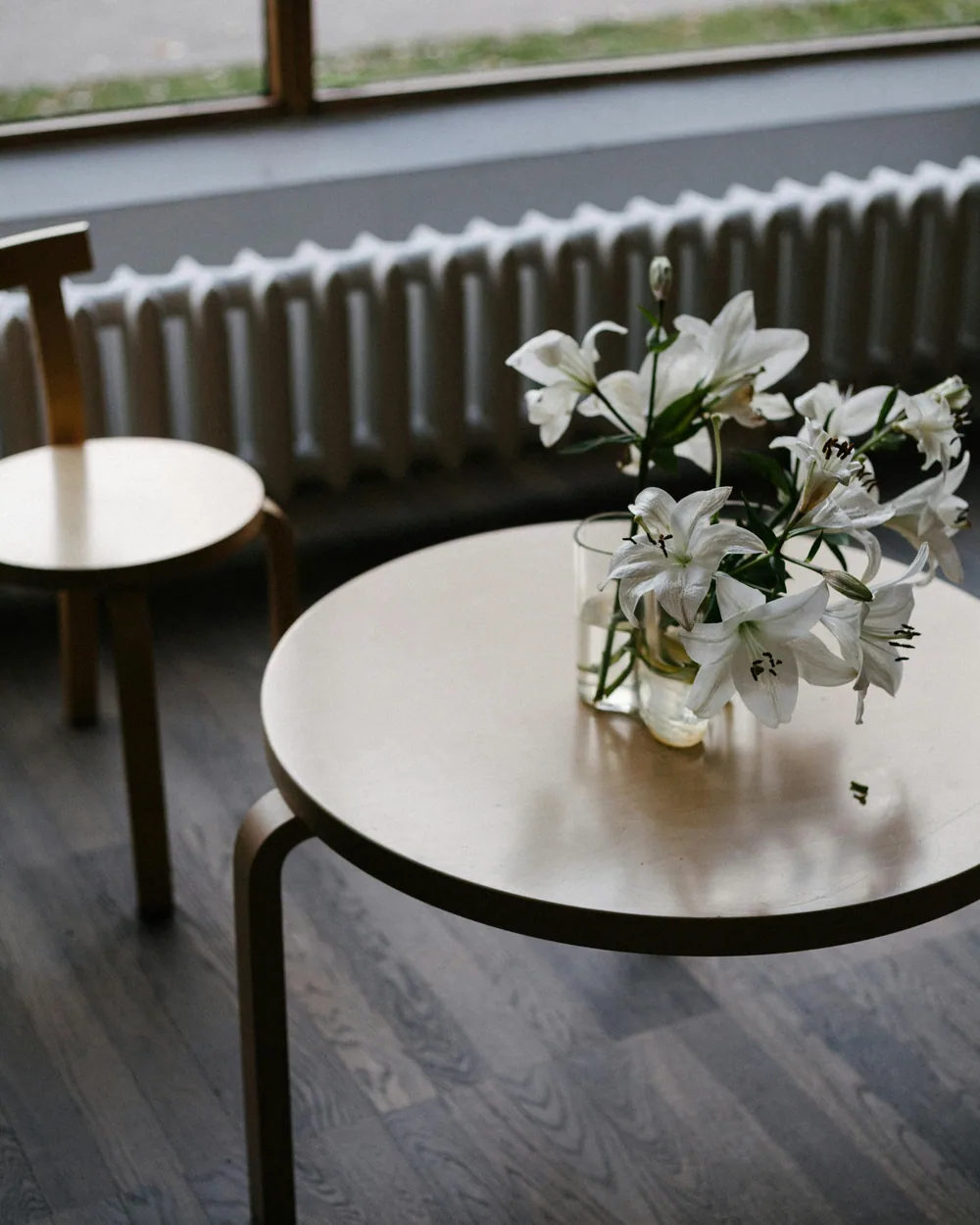 Curated home decor and accent pieces for export