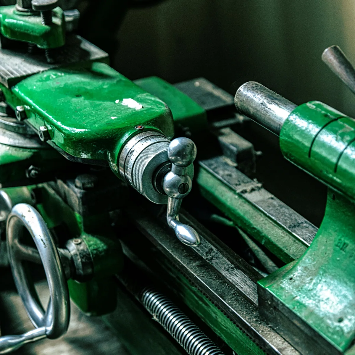 Quality-control pick-test bench in Aligarh